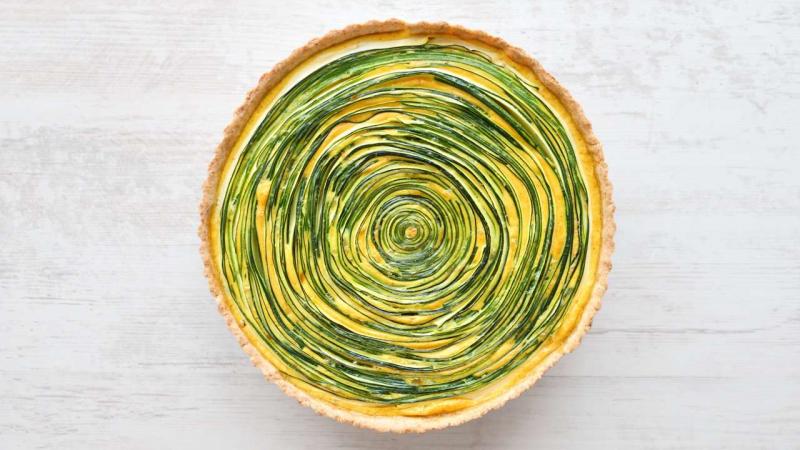 Cuketový quiche pána Cuketky: Jednoduchý slaný koláč s efektnou špirálou