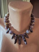 Pravy minerál čaroid