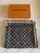 Krásna šatka Louis Vuitton
