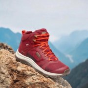 turistické/ trekové topánky KEEN