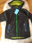 Chlapčenská softshellova bunda.