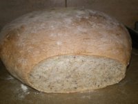 Chlebik s cibulou a majoranom