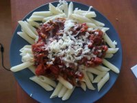 cestoviny s paradajkovo hubovou stiplavou omackou