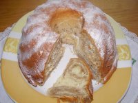 Orechová bábovka z kysnutého cesta