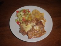 Obrátené rezne zapekané so zemiakmi